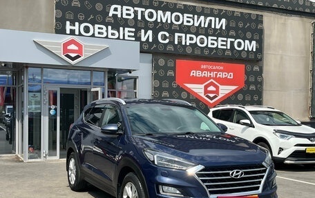 Hyundai Tucson III, 2019 год, 2 300 000 рублей, 1 фотография