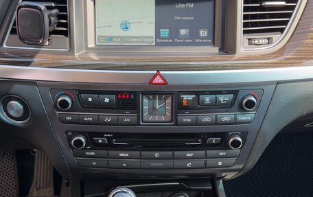 Hyundai Genesis II, 2015 год, 1 700 000 рублей, 14 фотография