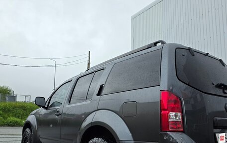 Nissan Pathfinder, 2011 год, 2 100 000 рублей, 10 фотография