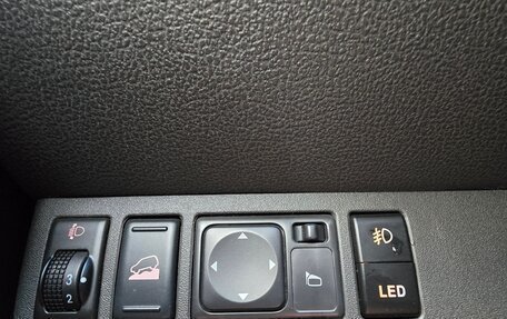 Nissan Pathfinder, 2011 год, 2 100 000 рублей, 15 фотография
