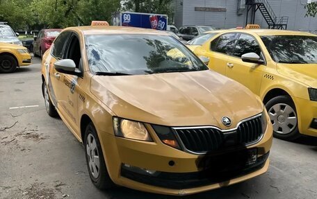 Skoda Octavia, 2019 год, 800 000 рублей, 3 фотография