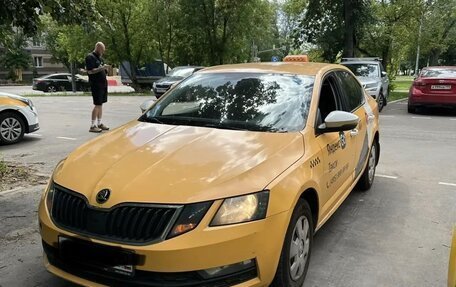 Skoda Octavia, 2019 год, 800 000 рублей, 4 фотография