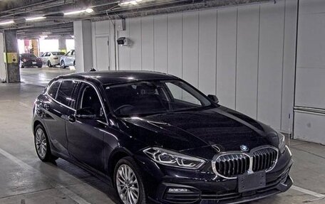 BMW 1 серия, 2021 год, 1 200 777 рублей, 2 фотография