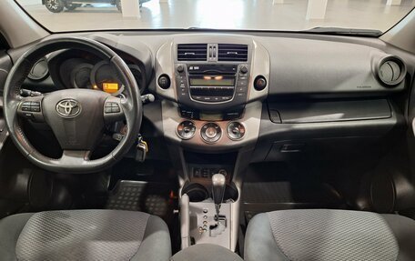 Toyota RAV4, 2011 год, 1 195 000 рублей, 13 фотография