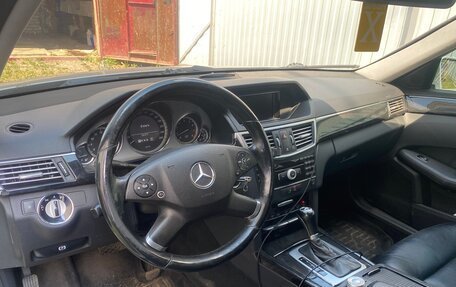 Mercedes-Benz E-Класс, 2010 год, 1 800 000 рублей, 7 фотография