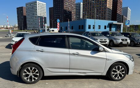 Hyundai Solaris II рестайлинг, 2015 год, 650 000 рублей, 6 фотография