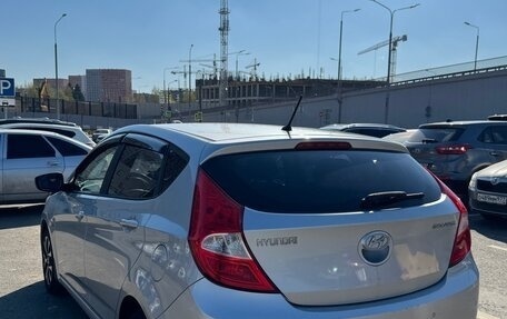 Hyundai Solaris II рестайлинг, 2015 год, 650 000 рублей, 4 фотография