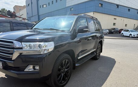 Toyota Land Cruiser 200, 2015 год, 4 280 000 рублей, 2 фотография