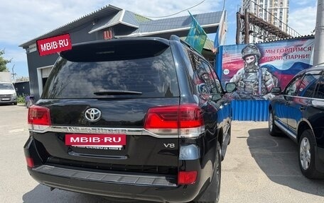 Toyota Land Cruiser 200, 2015 год, 4 280 000 рублей, 9 фотография
