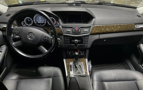 Mercedes-Benz E-Класс, 2010 год, 1 750 000 рублей, 5 фотография