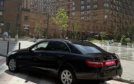 Mercedes-Benz E-Класс, 2010 год, 1 750 000 рублей, 6 фотография