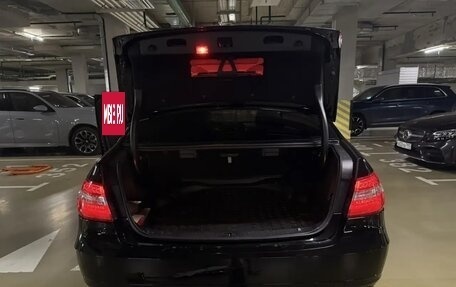 Mercedes-Benz E-Класс, 2010 год, 1 750 000 рублей, 14 фотография