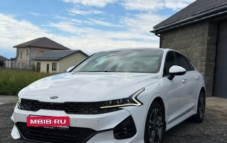 KIA K5, 2021 год, 2 550 000 рублей, 3 фотография