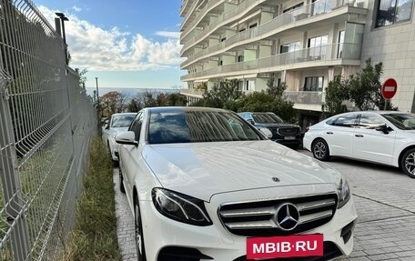 Mercedes-Benz E-Класс, 2017 год, 3 100 000 рублей, 2 фотография