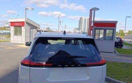 Toyota RAV4, 2025 год, 3 700 000 рублей, 4 фотография