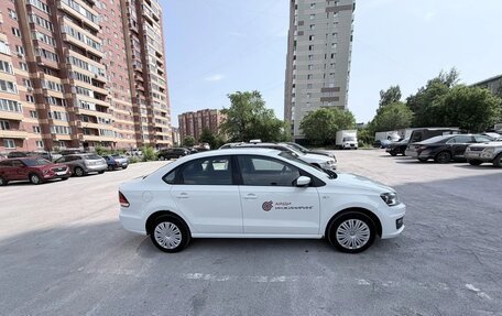 Volkswagen Polo VI (EU Market), 2018 год, 1 150 000 рублей, 2 фотография