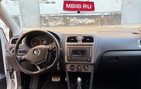 Volkswagen Polo VI (EU Market), 2016 год, 1 400 000 рублей, 12 фотография