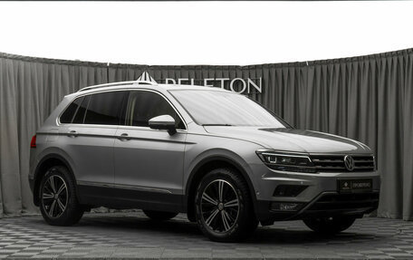 Volkswagen Tiguan II, 2018 год, 2 990 000 рублей, 2 фотография