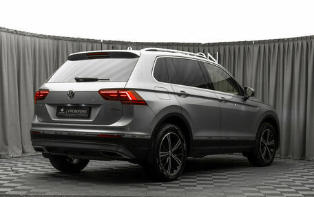Volkswagen Tiguan II, 2018 год, 2 990 000 рублей, 5 фотография