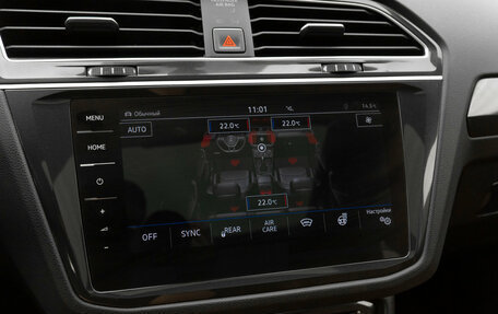 Volkswagen Tiguan II, 2018 год, 2 990 000 рублей, 21 фотография