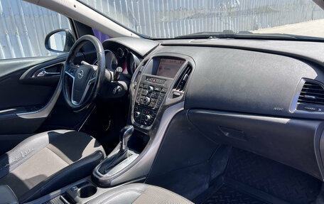 Opel Astra J, 2011 год, 550 000 рублей, 11 фотография
