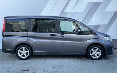 Honda Stepwgn IV, 2019 год, 1 798 000 рублей, 4 фотография