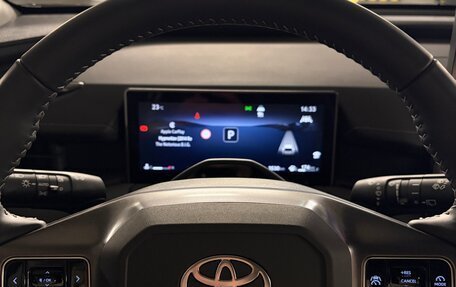 Toyota RAV4, 2026 год, 4 050 000 рублей, 12 фотография