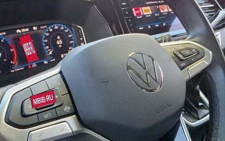 Volkswagen Multivan T6 рестайлинг, 2023 год, 4 800 000 рублей, 15 фотография