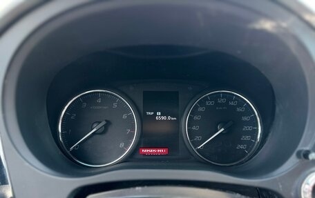 Mitsubishi Outlander III рестайлинг 3, 2021 год, 1 699 000 рублей, 10 фотография