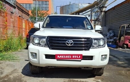 Toyota Land Cruiser 200, 2007 год, 2 099 000 рублей, 2 фотография