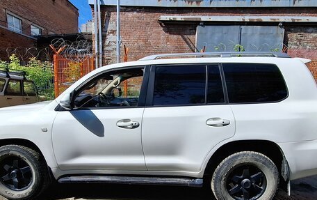 Toyota Land Cruiser 200, 2007 год, 2 099 000 рублей, 14 фотография