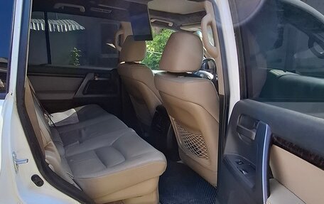 Toyota Land Cruiser 200, 2007 год, 2 099 000 рублей, 23 фотография
