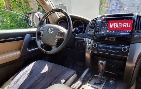 Toyota Land Cruiser 200, 2007 год, 2 099 000 рублей, 27 фотография
