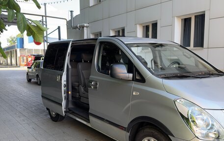 Hyundai Grand Starex Grand Starex I рестайлинг 2, 2010 год, 1 300 000 рублей, 7 фотография