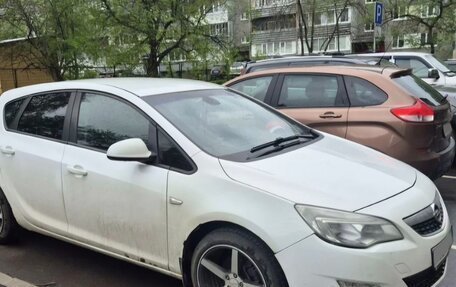 Opel Astra J, 2011 год, 430 000 рублей, 4 фотография