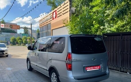 Hyundai Grand Starex Grand Starex I рестайлинг 2, 2010 год, 1 300 000 рублей, 5 фотография