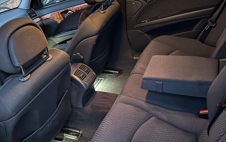 Mercedes-Benz E-Класс, 2002 год, 940 000 рублей, 13 фотография