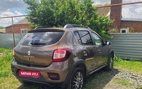 Renault Sandero II рестайлинг, 2021 год, 900 000 рублей, 6 фотография