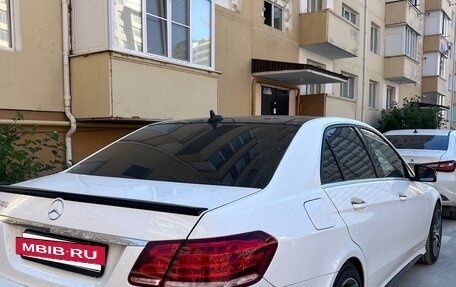Mercedes-Benz E-Класс, 2014 год, 2 200 000 рублей, 3 фотография