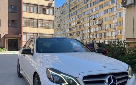 Mercedes-Benz E-Класс, 2014 год, 2 200 000 рублей, 2 фотография