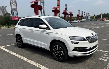 Skoda Karoq I, 2022 год, 2 200 000 рублей, 1 фотография