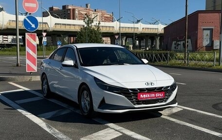 Hyundai Avante, 2021 год, 1 799 000 рублей, 1 фотография