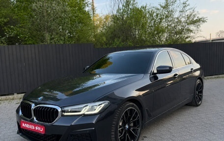 BMW 5 серия, 2020 год, 3 670 000 рублей, 1 фотография