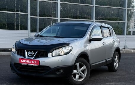 Nissan Qashqai, 2011 год, 890 000 рублей, 1 фотография