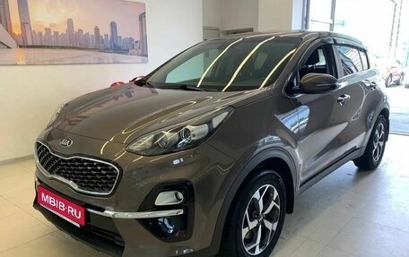 KIA Sportage IV рестайлинг, 2019 год, 2 300 000 рублей, 1 фотография