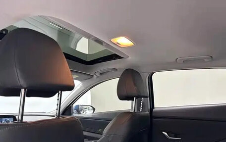 Hyundai Elantra, 2022 год, 1 630 000 рублей, 13 фотография