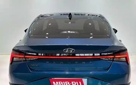 Hyundai Elantra, 2022 год, 1 630 000 рублей, 5 фотография