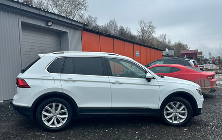 Volkswagen Tiguan II, 2018 год, 2 690 000 рублей, 2 фотография