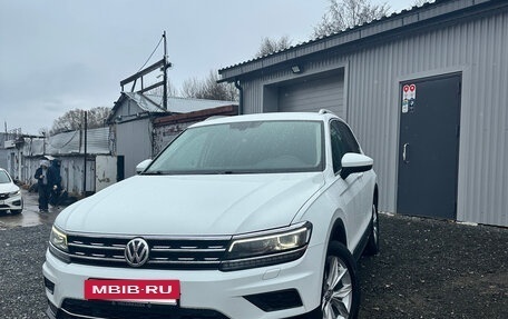 Volkswagen Tiguan II, 2018 год, 2 690 000 рублей, 5 фотография