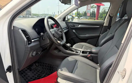 Skoda Karoq I, 2022 год, 2 200 000 рублей, 7 фотография